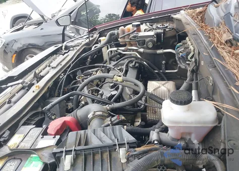 2008 Ford Escape Xlt из США, поврежденный, VIN 1FMCU03Z48KB91722